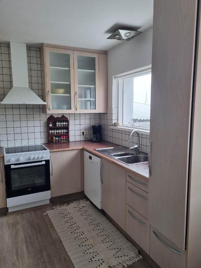 Guesthouse Maddy Húsavík 外观 照片